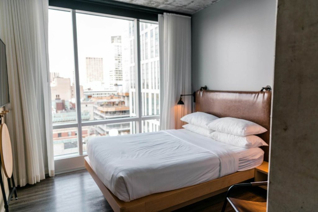 how to deal with bad Airbnb guests